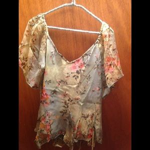 LAST CHANCE- Beautiful unique blouse